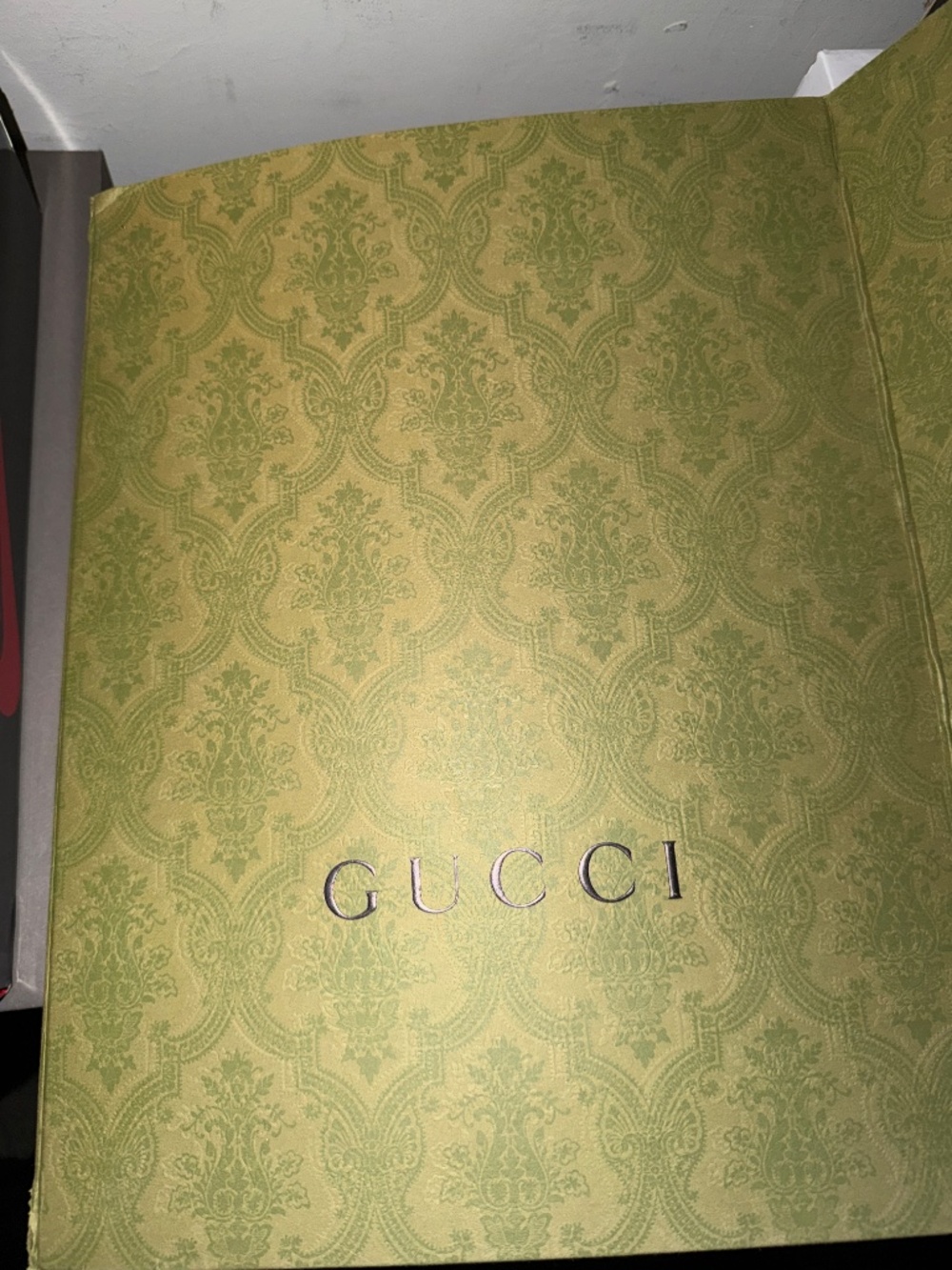 Men’s Gucci sneakers - Picture 3 of 5